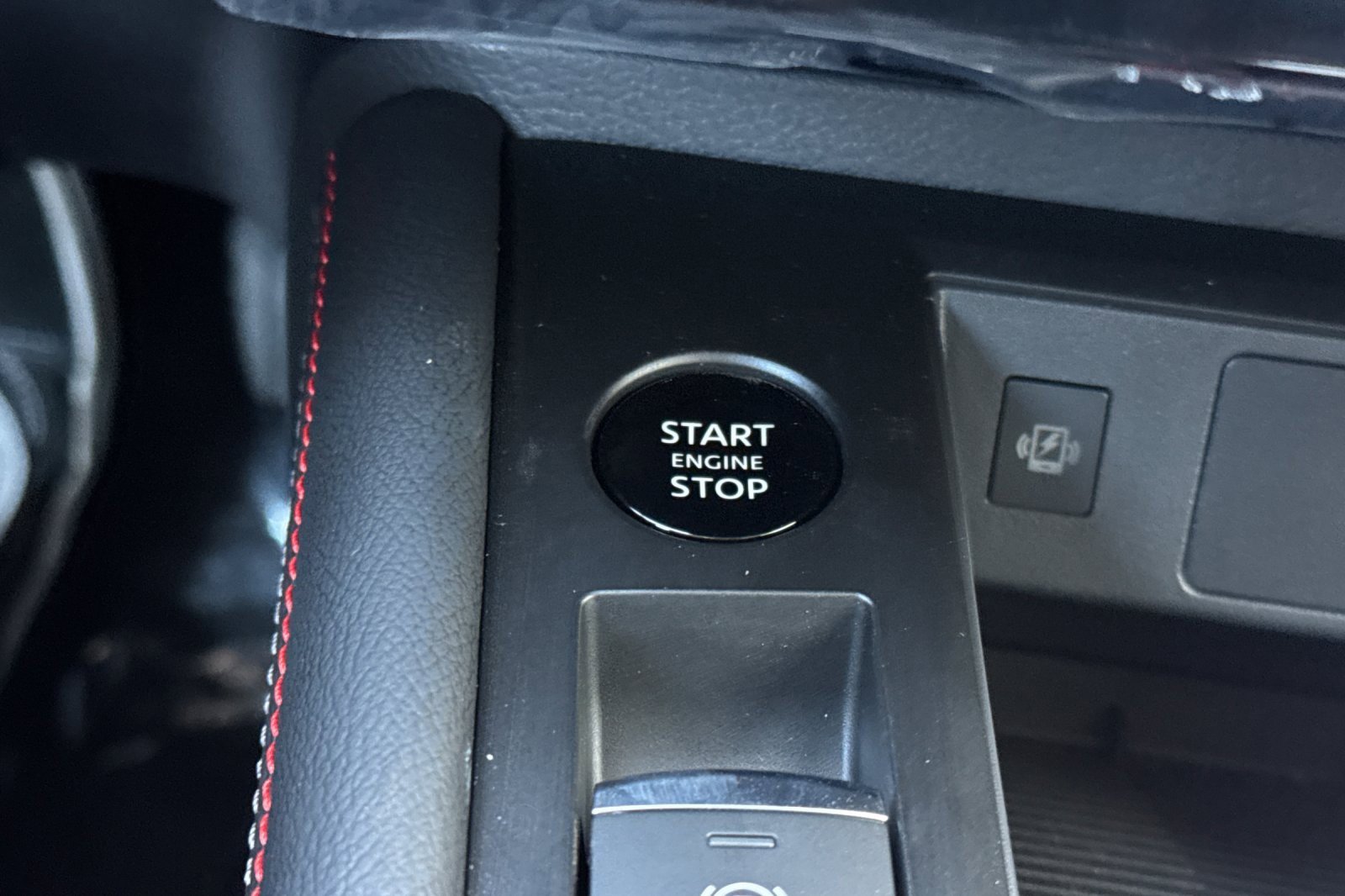 New 2026 Nissan Kicks SR w/ SR Premium Package image 19