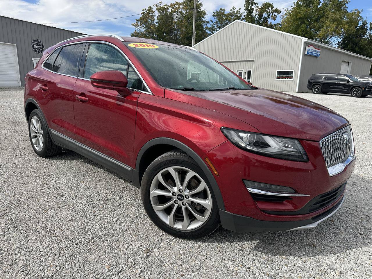 Used 2019 Lincoln MKC Select w/ Select Plus Package FWD image 1