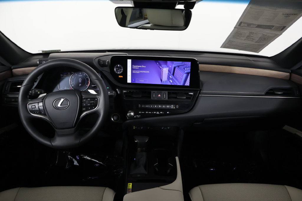 Certified 2024 Lexus ES 350 w/ Premium Package FWD image 8
