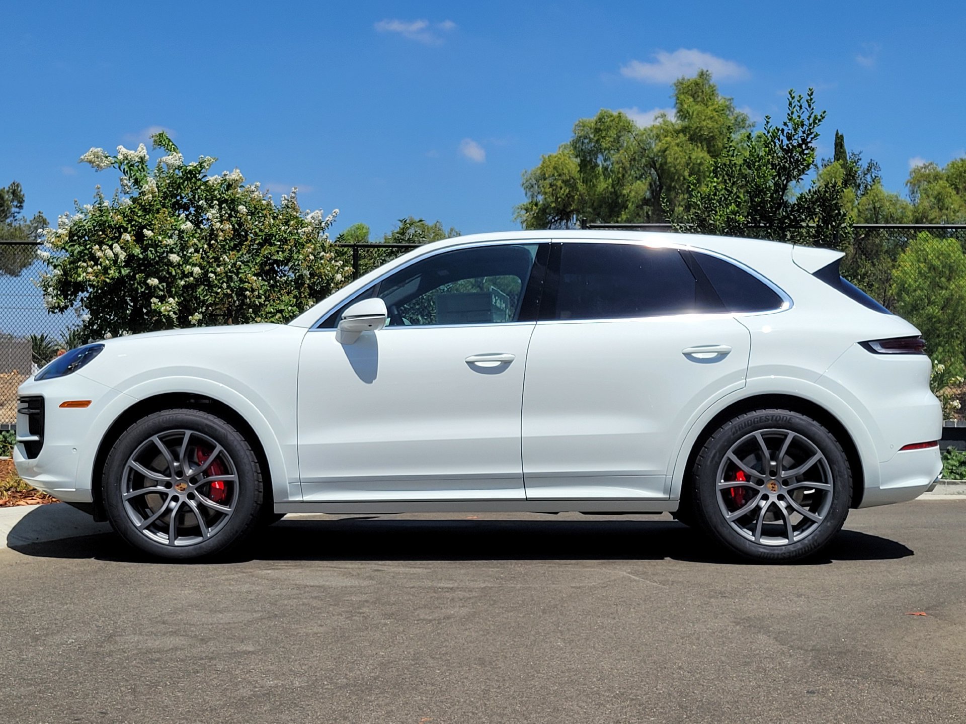 New 2026 Porsche Cayenne S AWD/4WD image 2