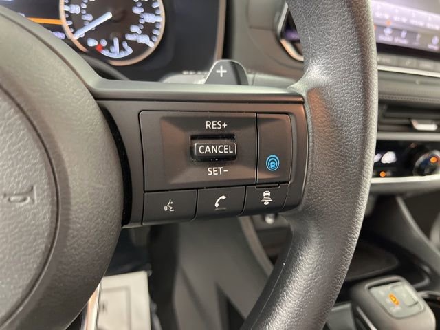 Used 2024 Nissan Rogue SV image 20