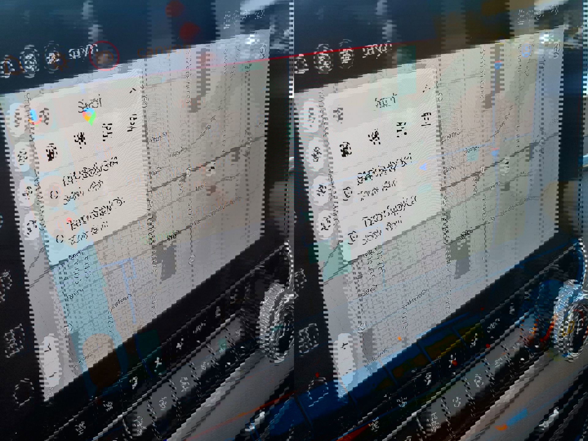 Used 2025 GMC Canyon Denali image 22