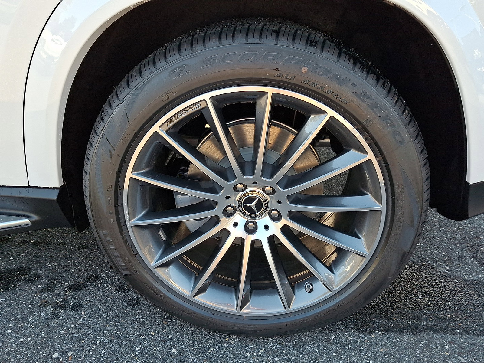 New 2026 Mercedes-Benz GLE 450 4MATIC image 5