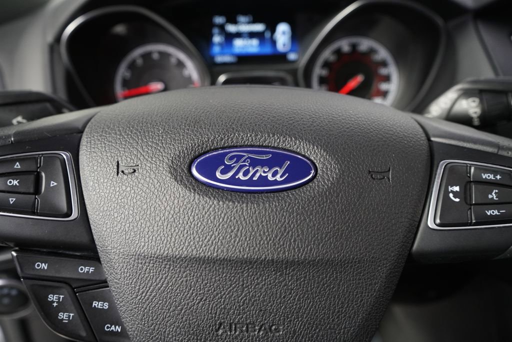 Used 2018 Ford Focus ST w/ Equipment Group 401A FWD image 37