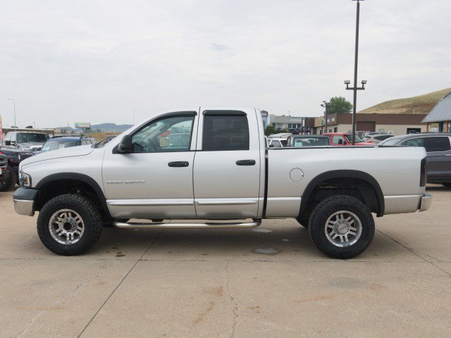 Used 2004 Dodge Ram 2500 Truck SLT w/ Trailer Tow Group AWD/4WD image 3