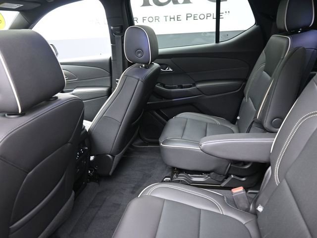 Used 2023 Chevrolet Traverse Premier w/ Redline Edition image 23