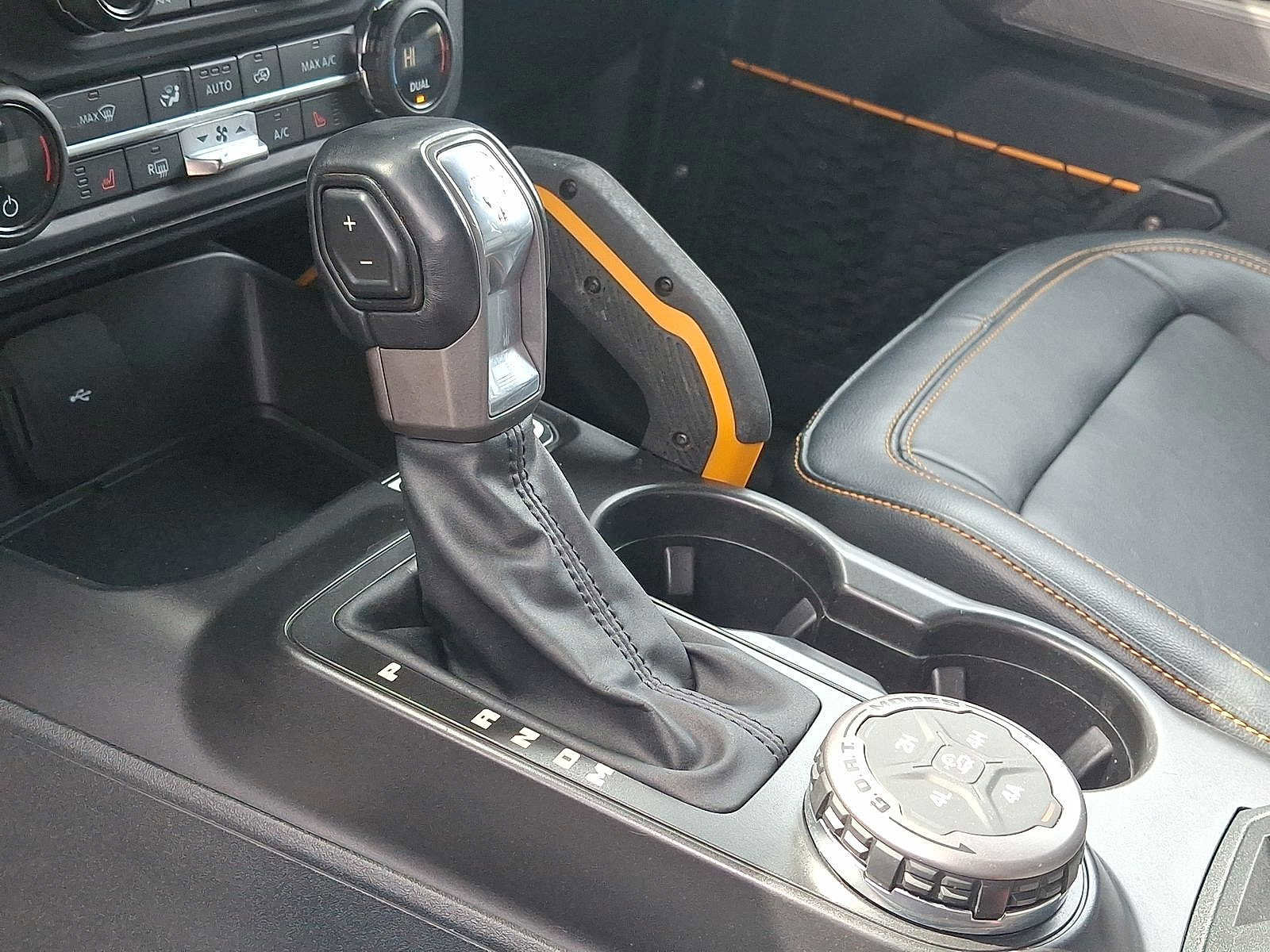 Used 2021 Ford Bronco Badlands image 12
