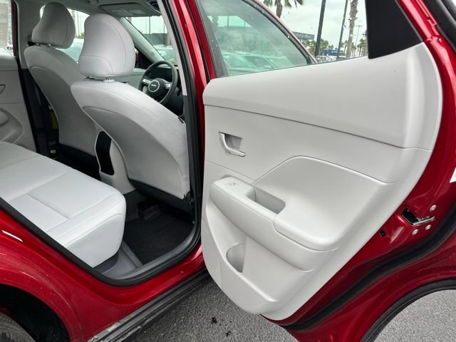 New 2026 Hyundai Kona SE FWD image 18