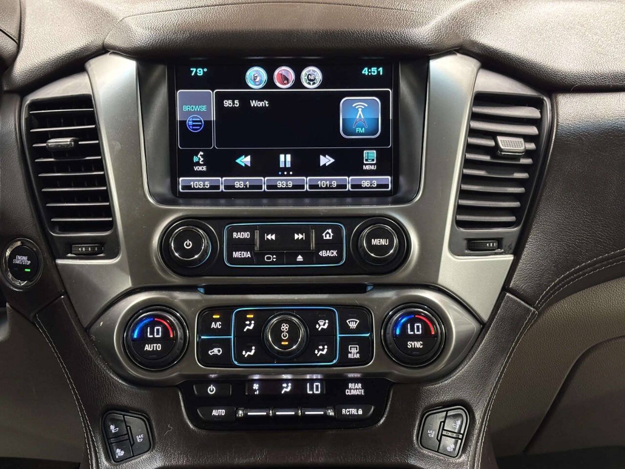 Used 2015 Chevrolet Suburban LTZ AWD/4WD image 31