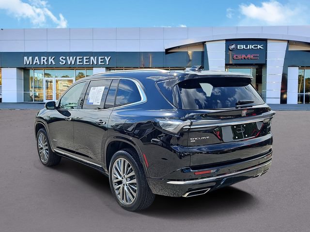 Used 2025 Buick Enclave Avenir AWD/4WD image 3
