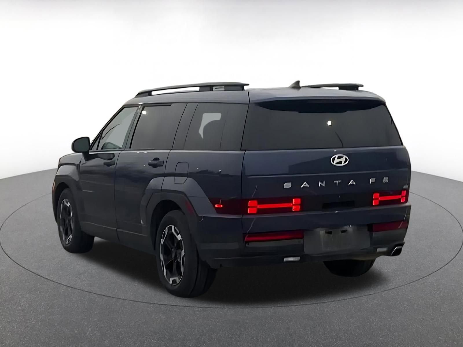 Used 2025 Hyundai Santa Fe SEL image 11