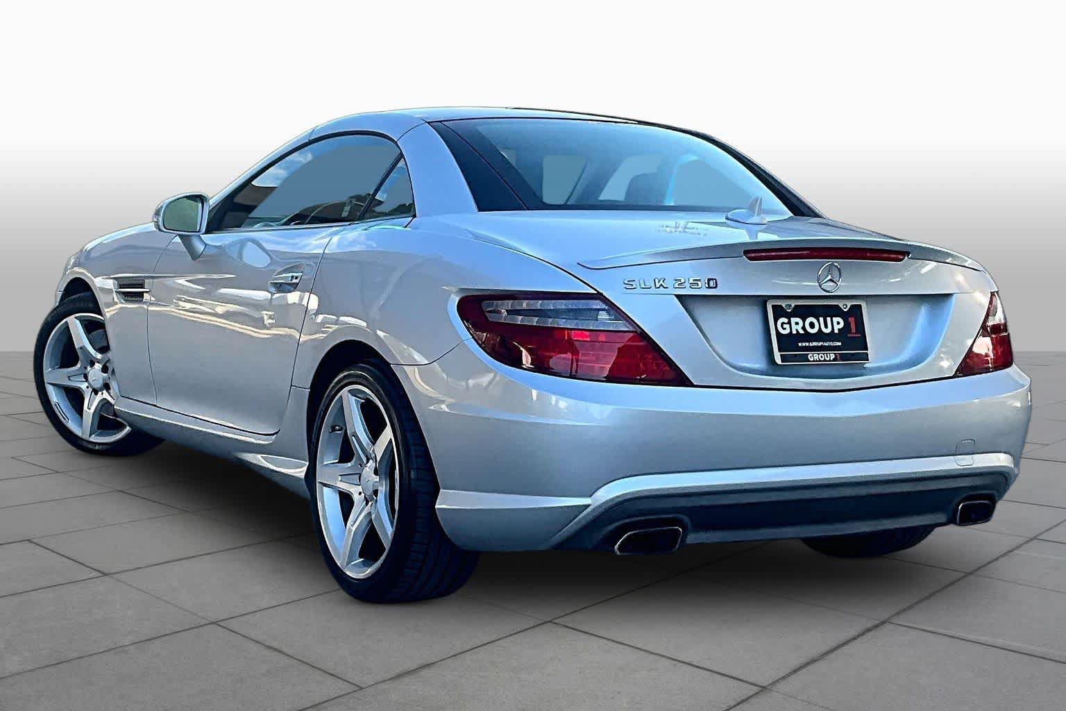 Used 2013 Mercedes-Benz SLK 250 image 12