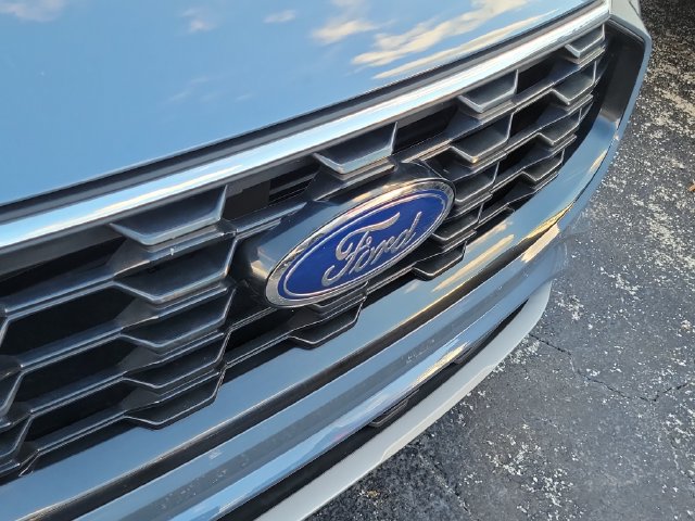 Used 2024 Ford Escape ST-Line w/ Tech Pack #1 FWD image 4