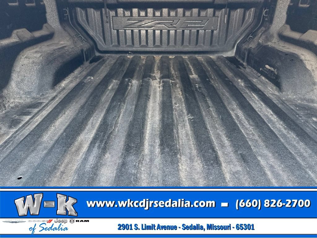Used 2024 Chevrolet Colorado ZR2 AWD/4WD image 11