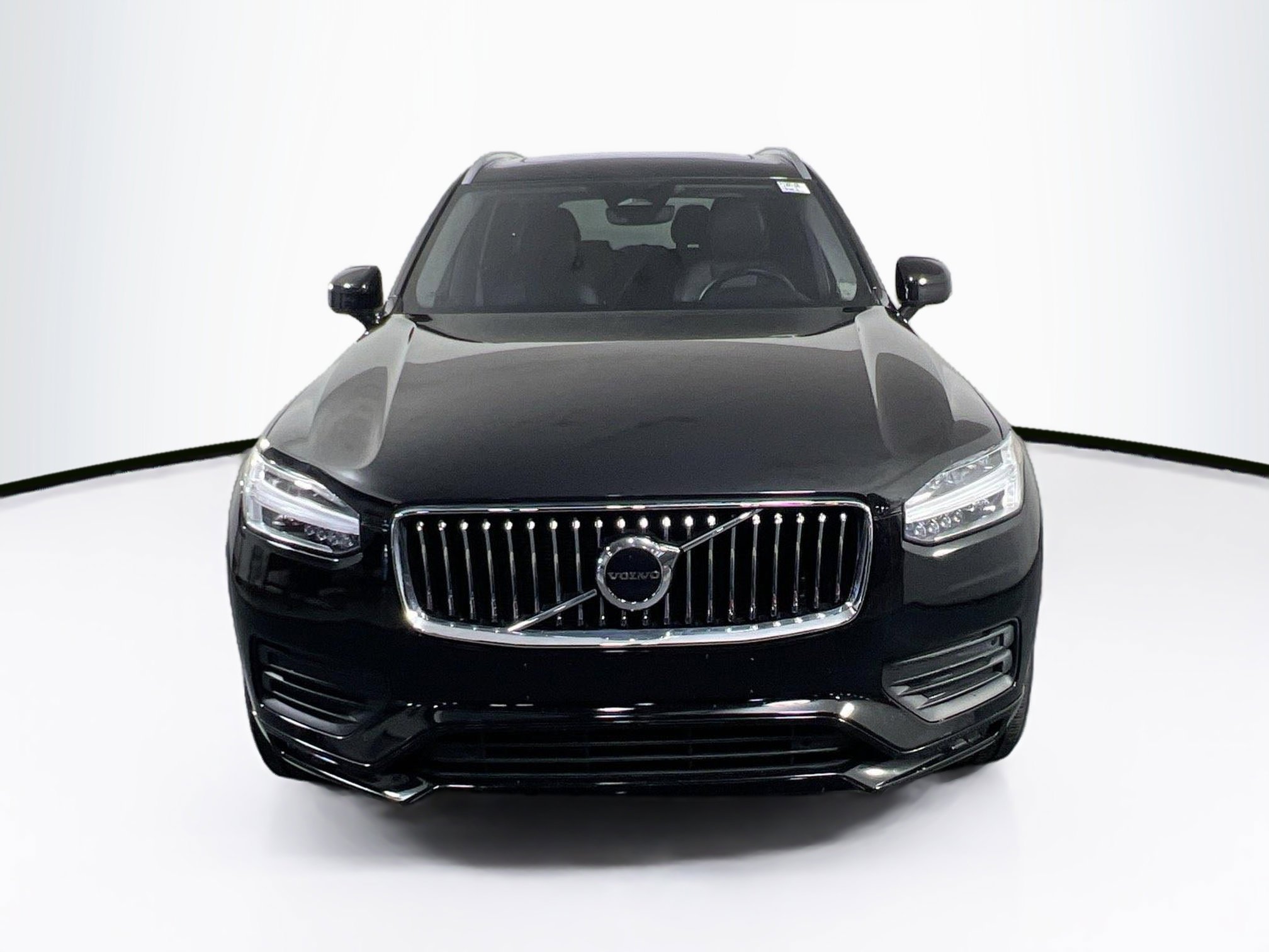 Used 2023 Volvo XC90 B5 Core w/ Protection Package Premier image 2