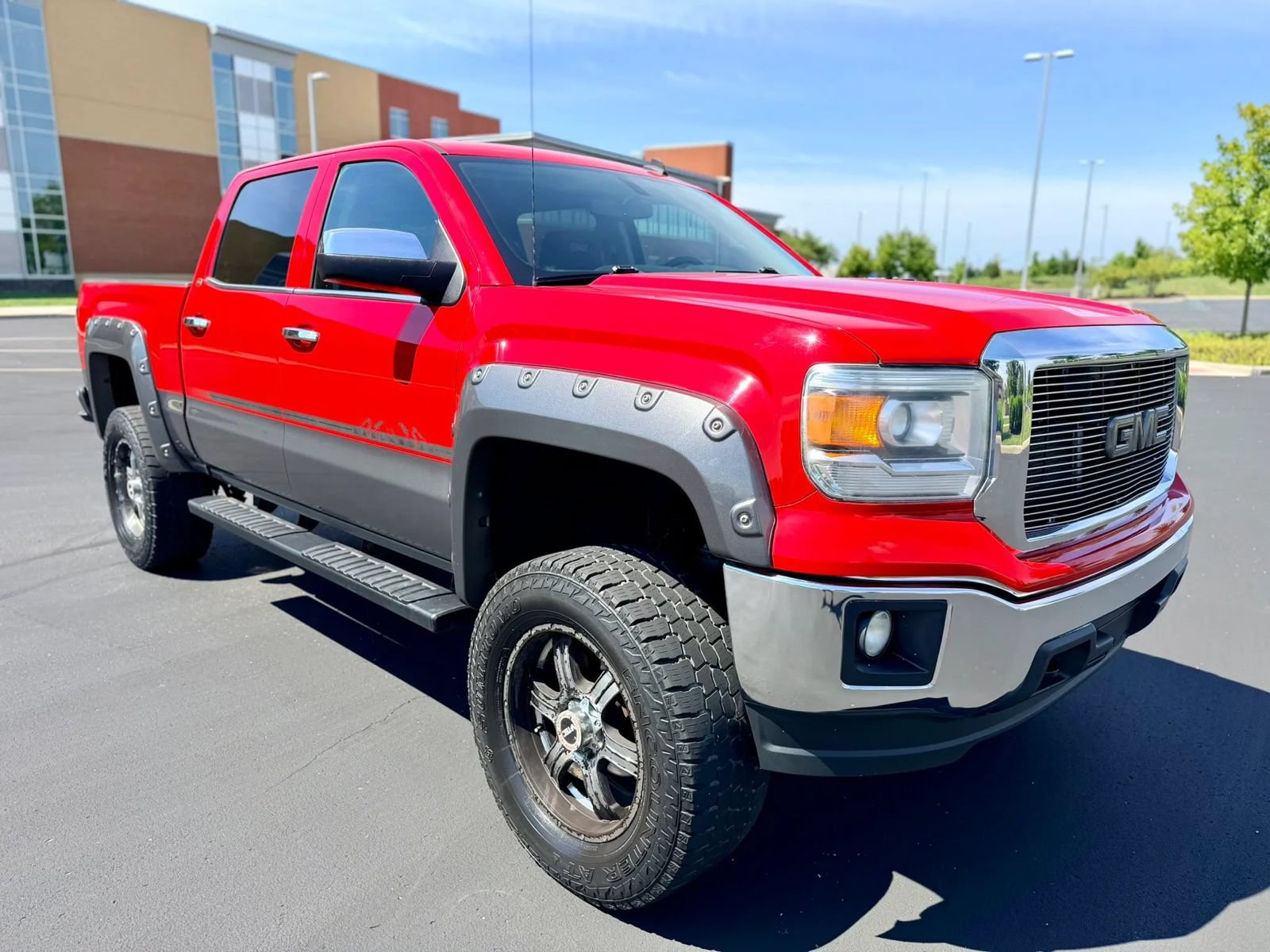 Used 2014 GMC Sierra 1500 SLE w/ SLE Value Package AWD/4WD image 1