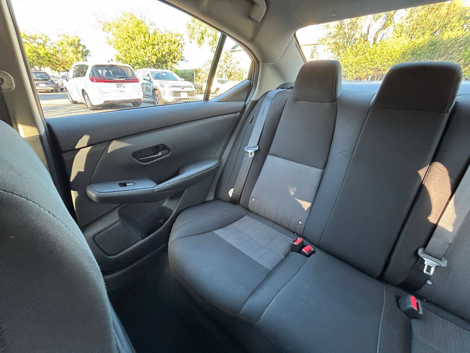 Used 2025 Nissan Sentra SV FWD image 36