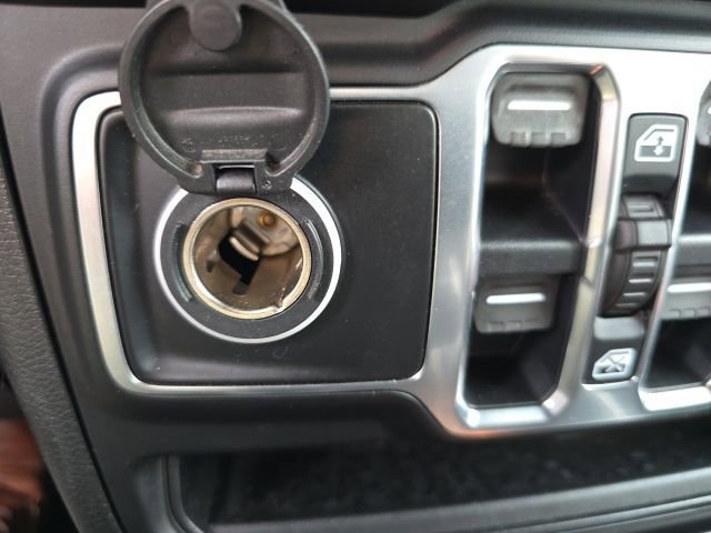 Used 2020 Jeep Wrangler Unlimited Sport image 27