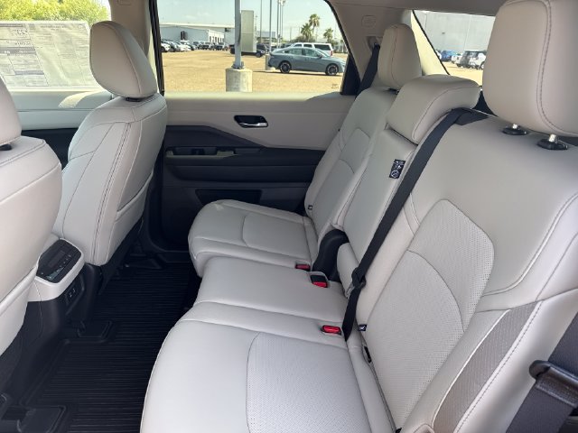 New 2026 Nissan Pathfinder SL AWD/4WD image 25