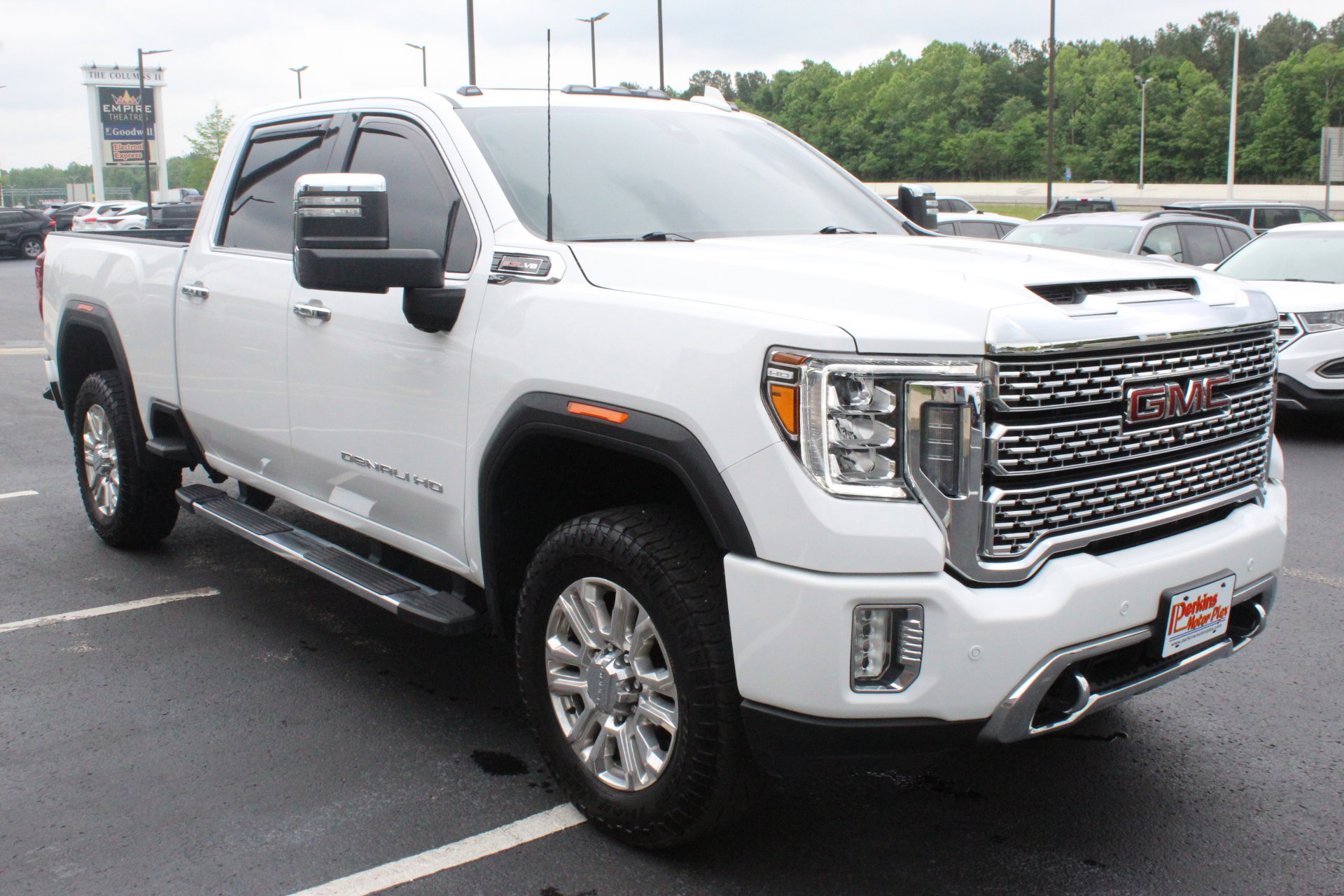 Used 2022 GMC Sierra 2500 Denali w/ Snow Plow Prep/Camper Package AWD/4WD image 4