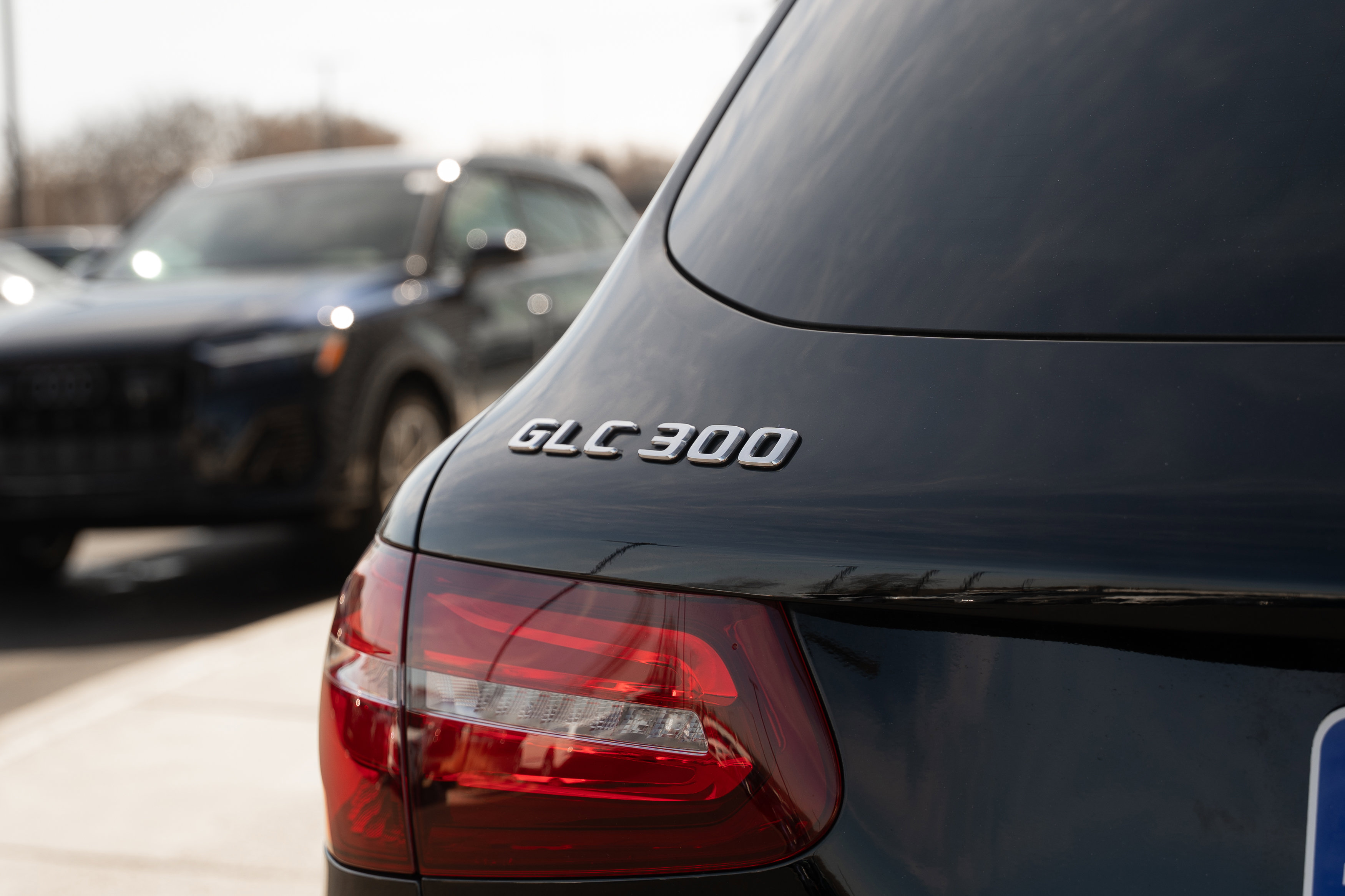 Used 2019 Mercedes-Benz GLC 300 4MATIC image 30