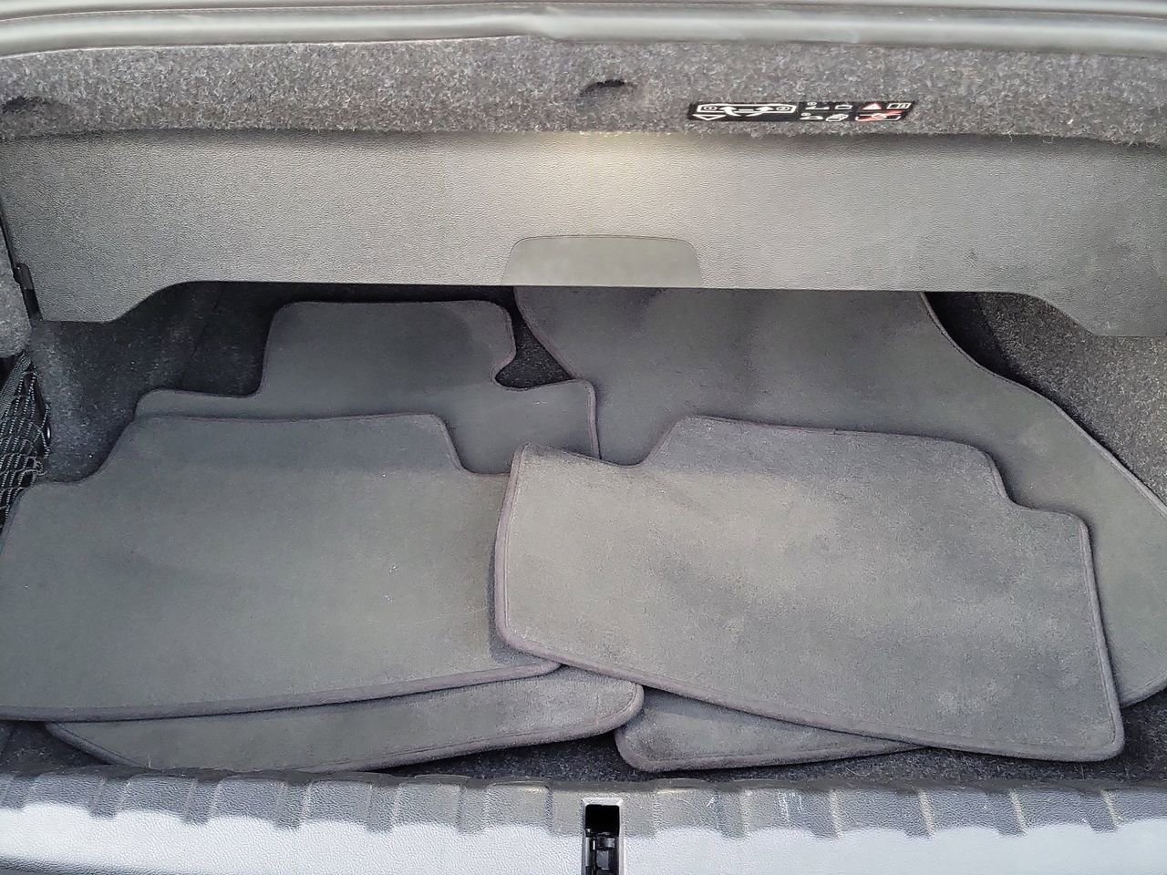 Used 2022 BMW 430i Convertible image 8