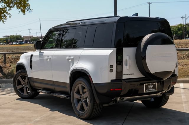 New 2026 Land Rover Defender 110 S AWD/4WD image 13
