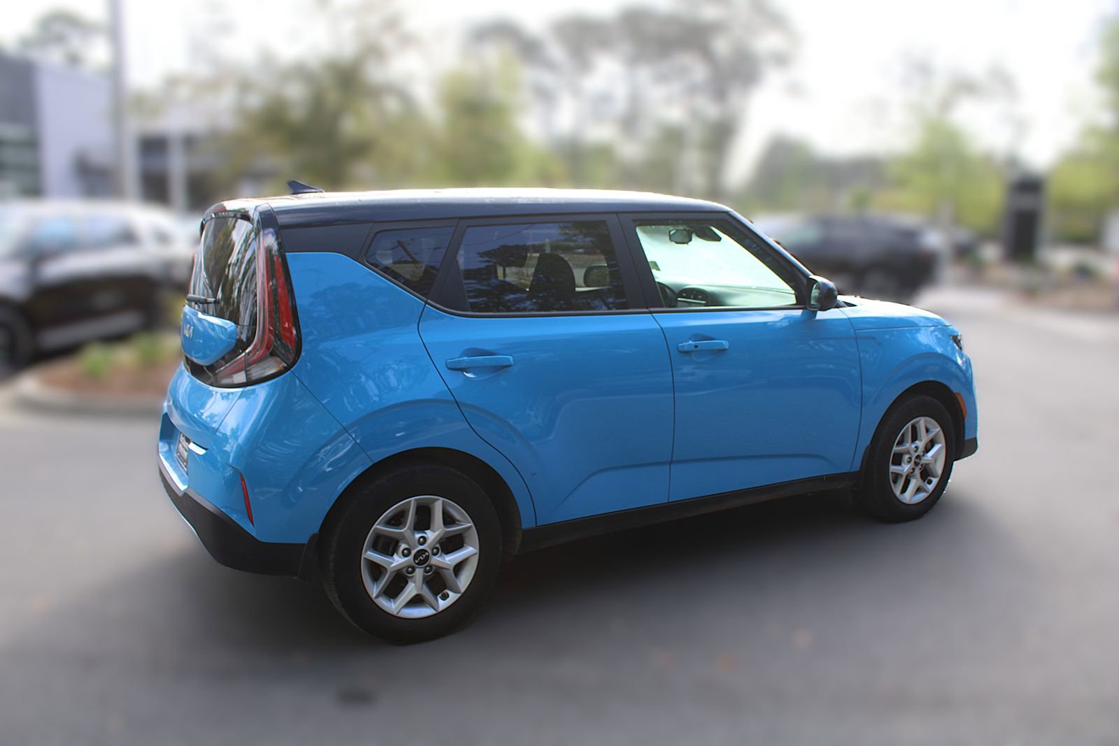 Certified 2023 Kia Soul S image 12