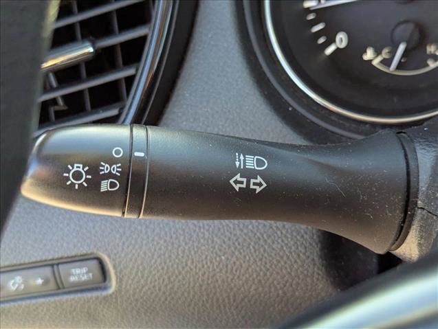 Used 2017 Nissan Rogue S image 13