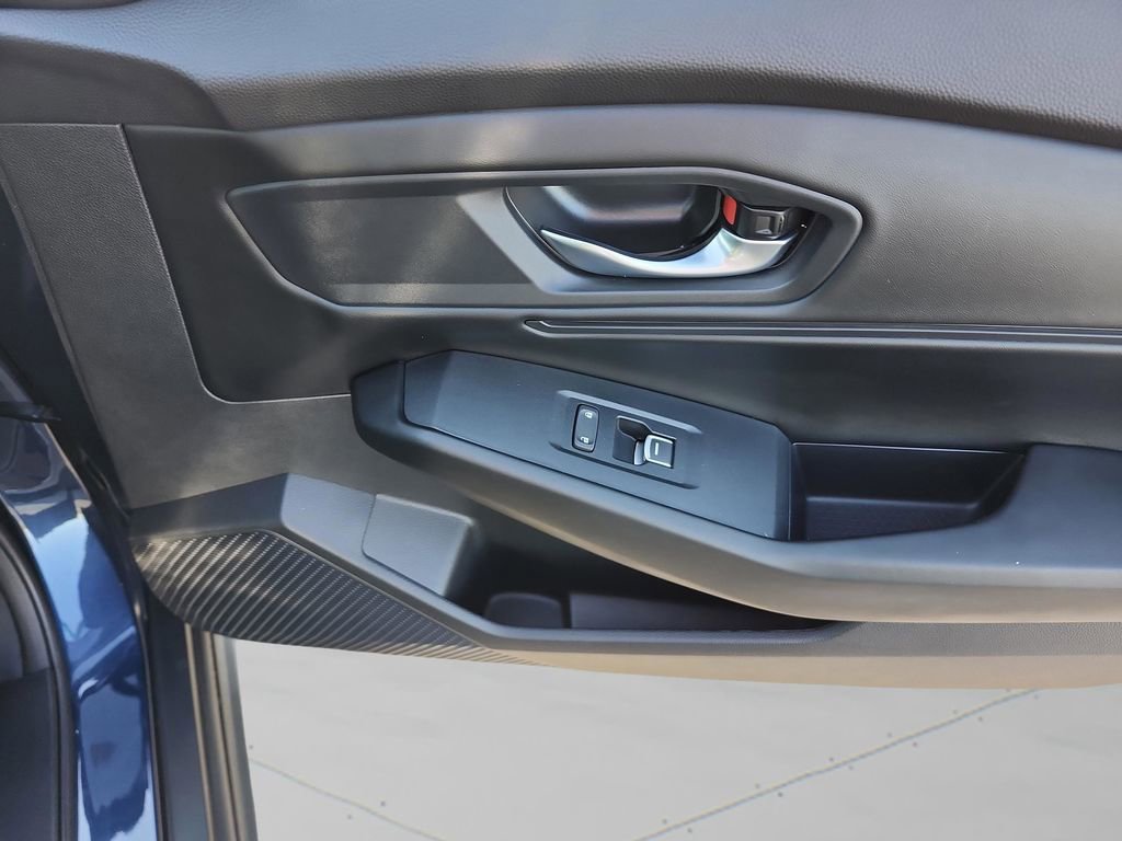 Used 2023 Honda Accord EX image 23