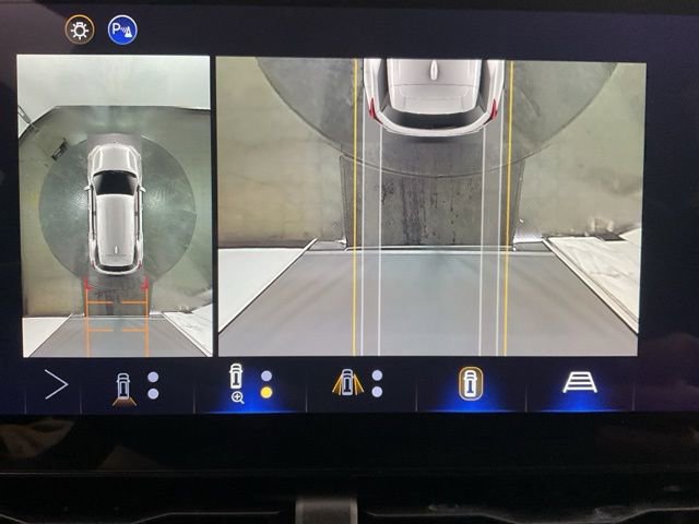 New 2026 Chevrolet Equinox LT w/ Safety and Technology Package image 17
