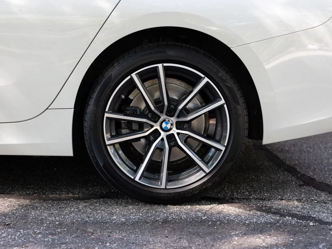 Used 2022 BMW 330i xDrive Sedan w/ Premium Package 2 AWD/4WD image 14