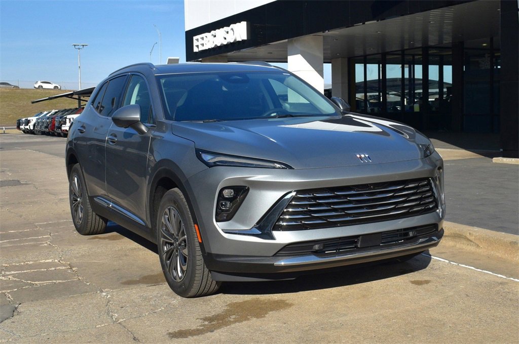 New 2025 Buick Envision Preferred image 2