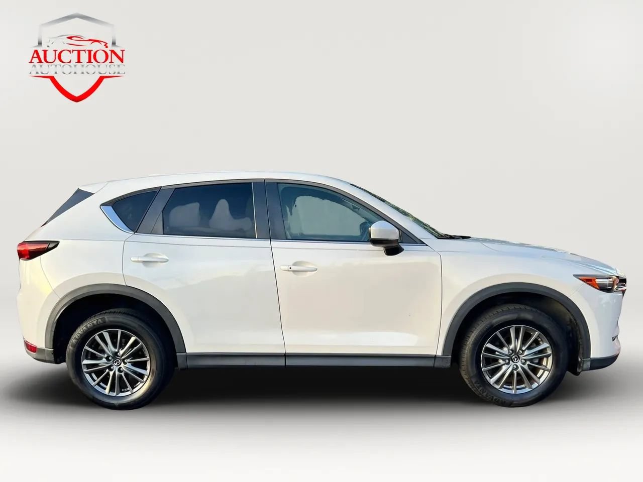 Used 2017 MAZDA CX-5 Touring FWD image 4