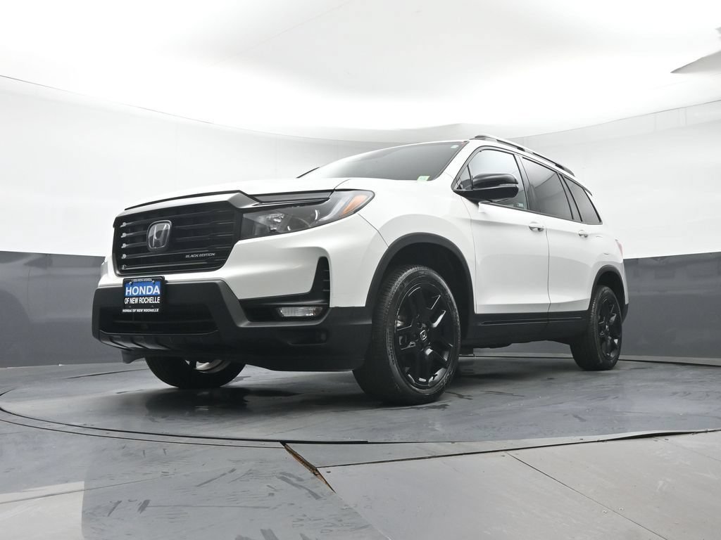 Certified 2024 Honda Passport Black Edition image 29