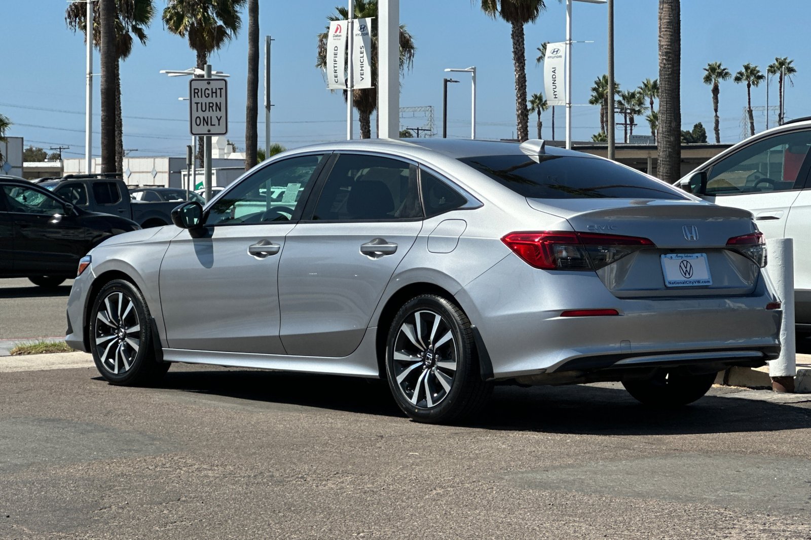 Used 2022 Honda Civic EX image 6