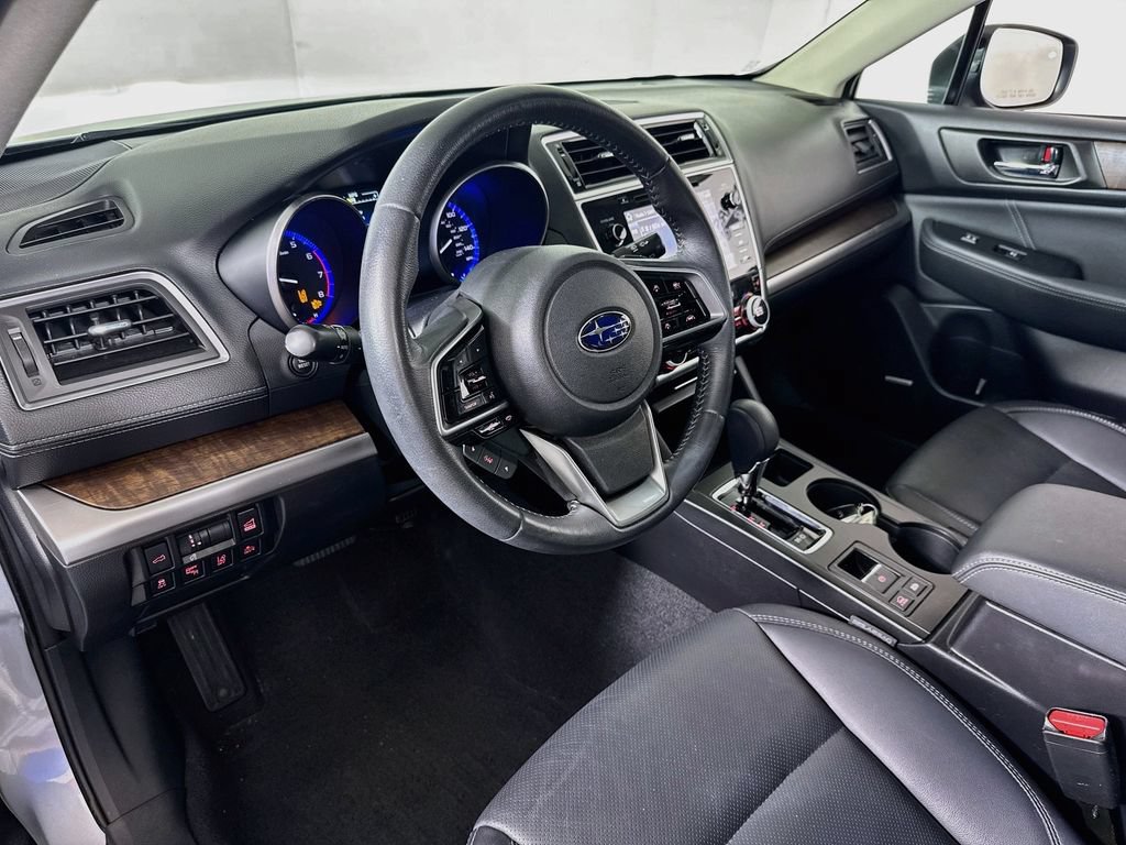 Used 2018 Subaru Outback 2.5i Limited AWD/4WD image 9