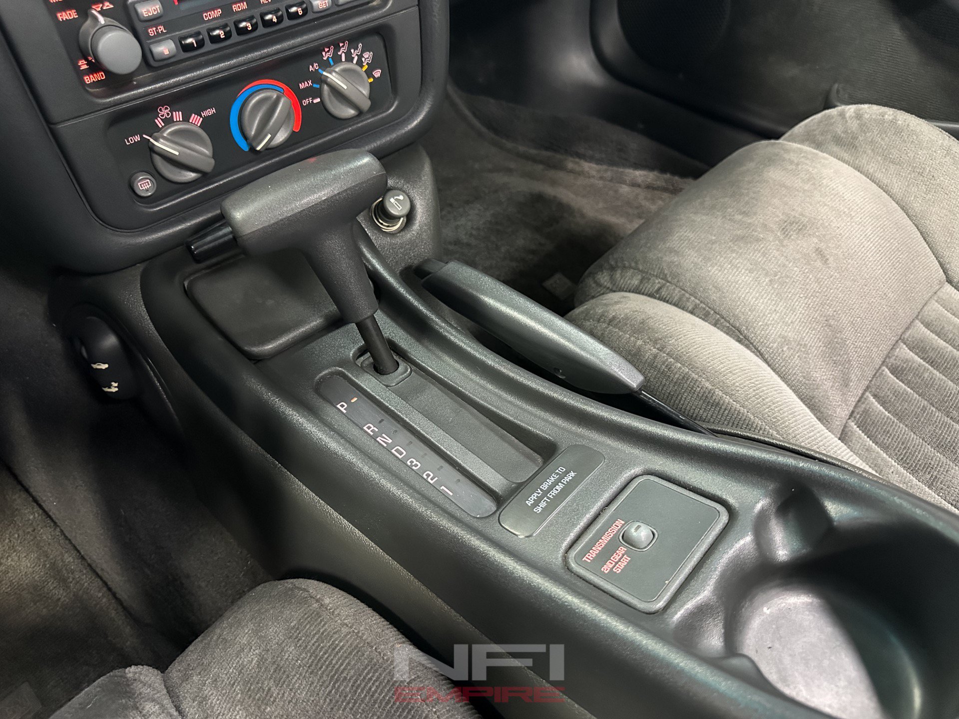 Used 1995 Pontiac Firebird Convertible RWD image 37