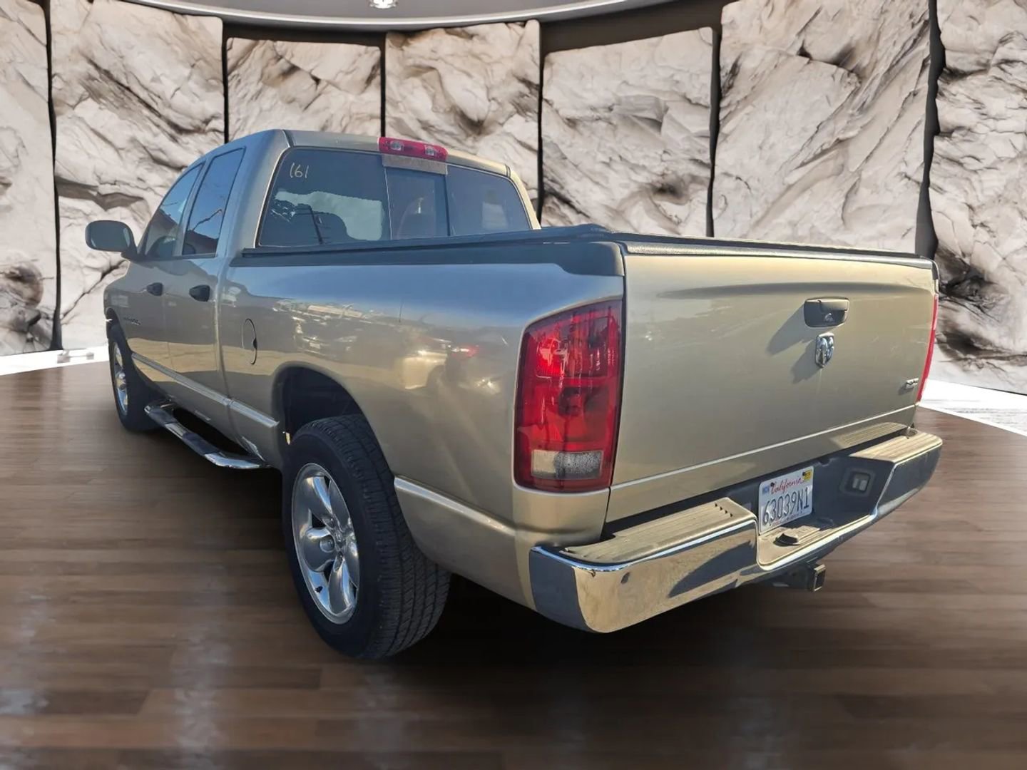 Used 2005 Dodge Ram 1500 Truck SLT image 8