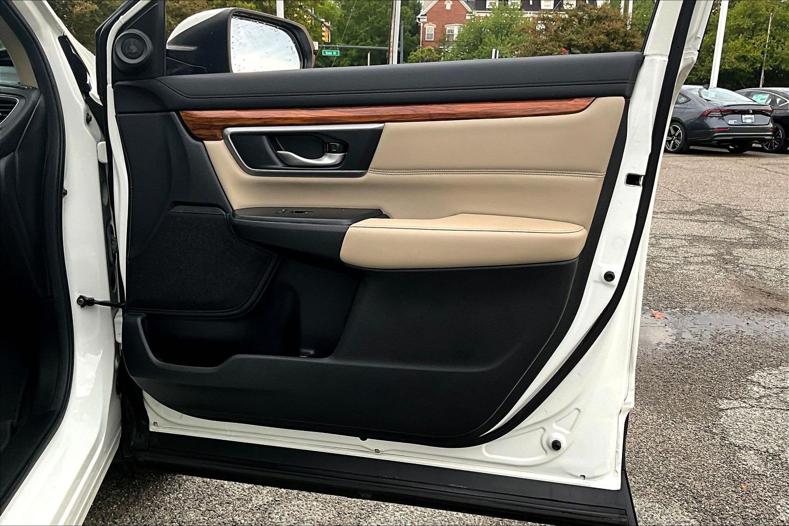 Used 2017 Honda CR-V EX-L image 19
