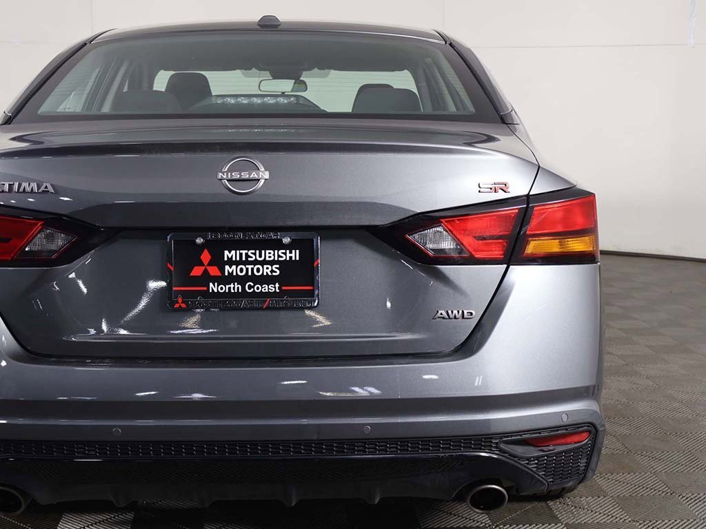 Used 2025 Nissan Altima 2.5 SR image 14