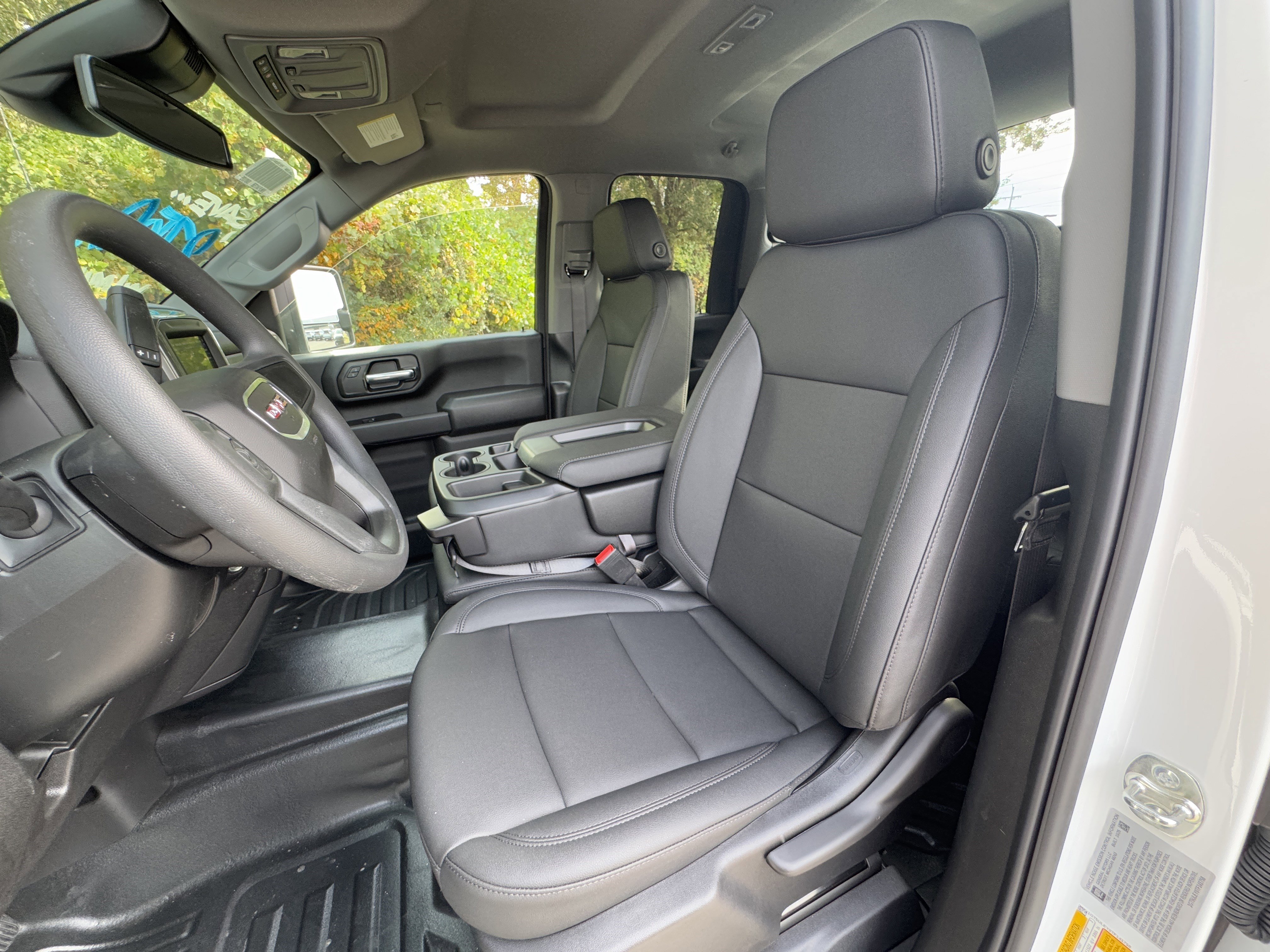New 2026 GMC Sierra 2500 Pro w/ Convenience Package image 13