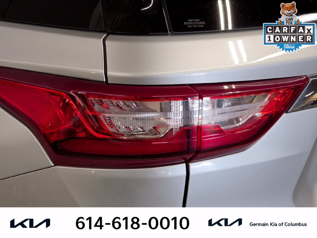Used 2018 Chevrolet Traverse LT w/ LPO, Floor Liner Package AWD/4WD image 15
