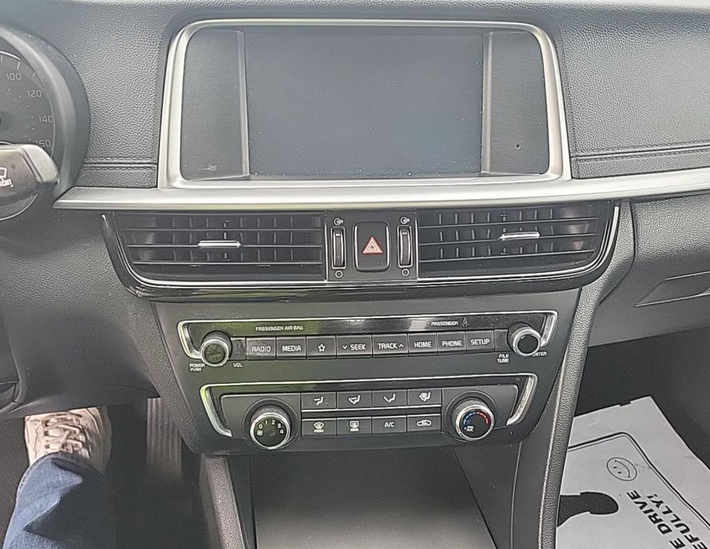 Used 2020 Kia Optima LX image 6