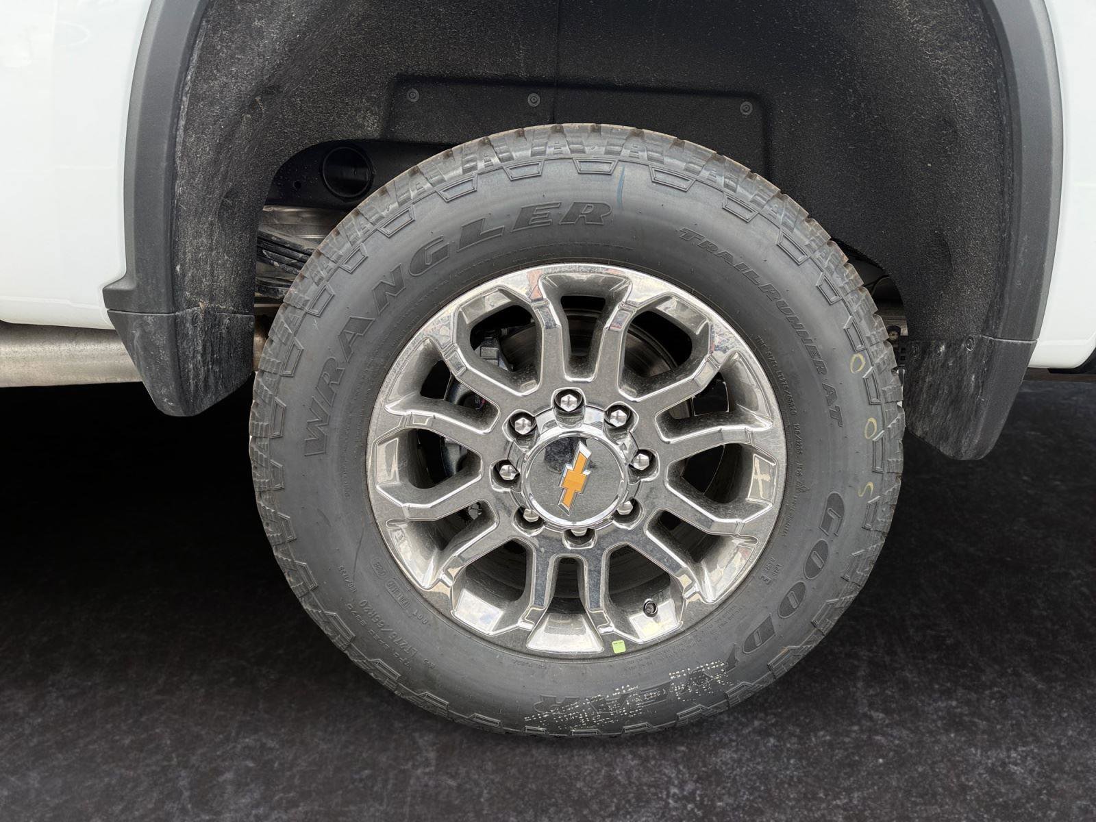 New 2026 Chevrolet Silverado 2500 LTZ w/ Z71 Chrome Sport Edition AWD/4WD image 28