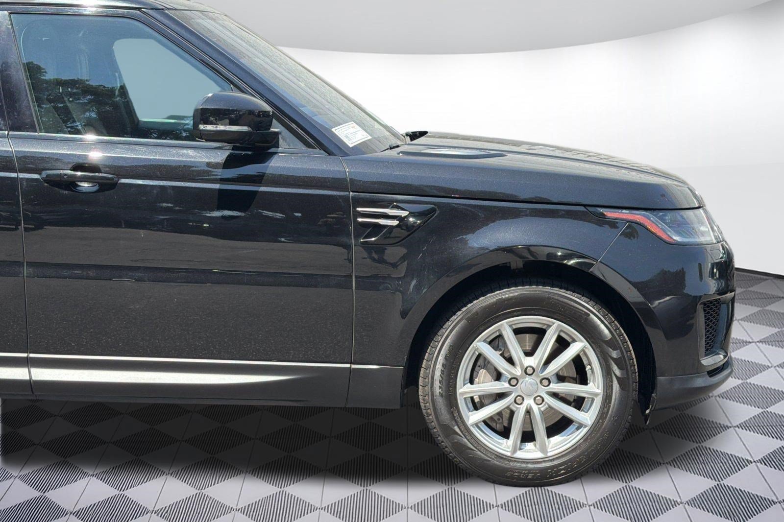 Used 2019 Land Rover Range Rover Sport SE AWD/4WD image 21