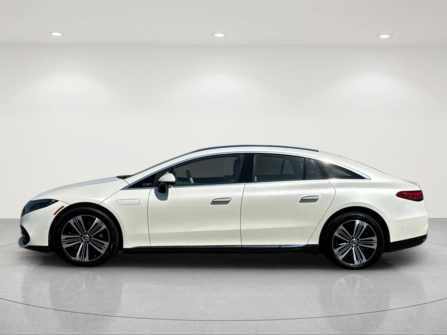 Used 2023 Mercedes-Benz EQS 450+ 4MATIC Sedan image 3