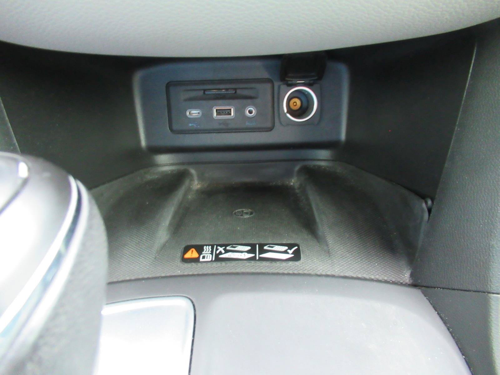 Used 2019 Chevrolet Equinox Premier FWD image 31