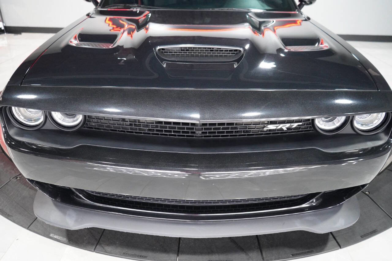Used 2015 Dodge Challenger SRT Hellcat image 25
