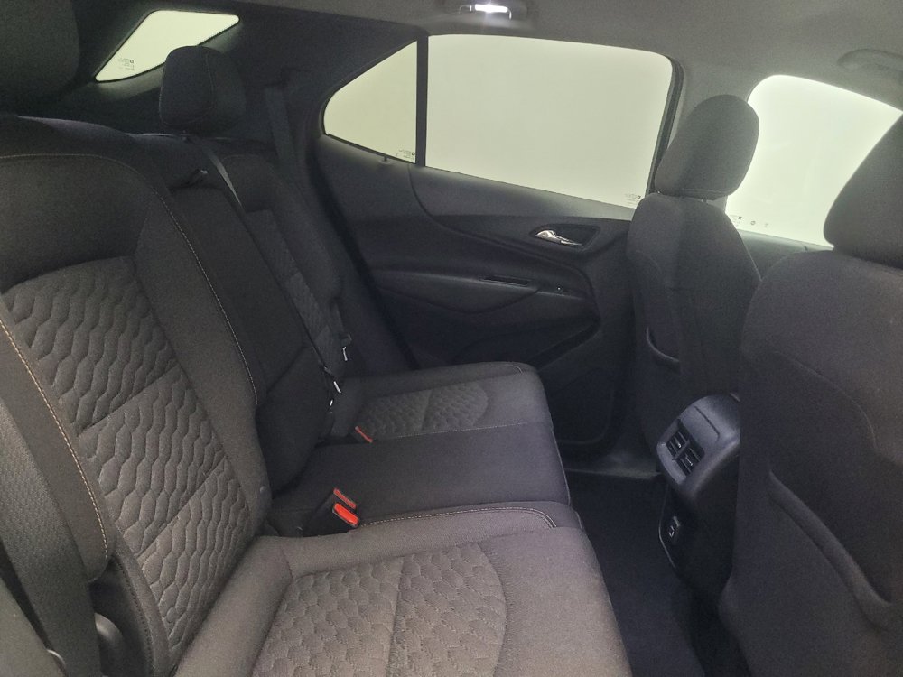 Used 2021 Chevrolet Equinox LT FWD image 19